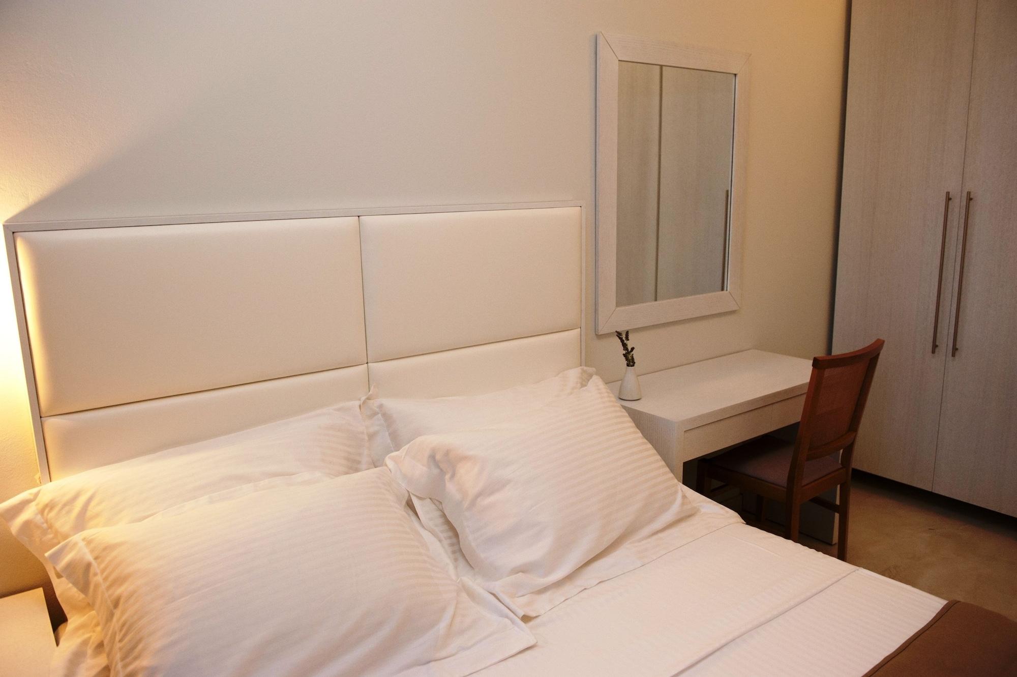 Aphrodite Samos Suites Marathokampos Bagian luar foto