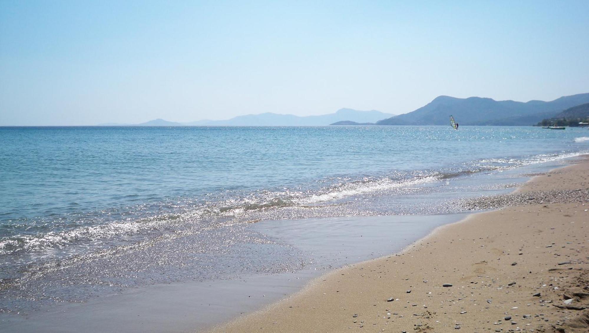 Aphrodite Samos Suites Marathokampos Bagian luar foto