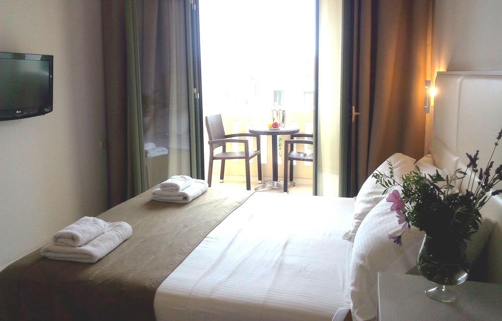 Aphrodite Samos Suites Marathokampos Bagian luar foto