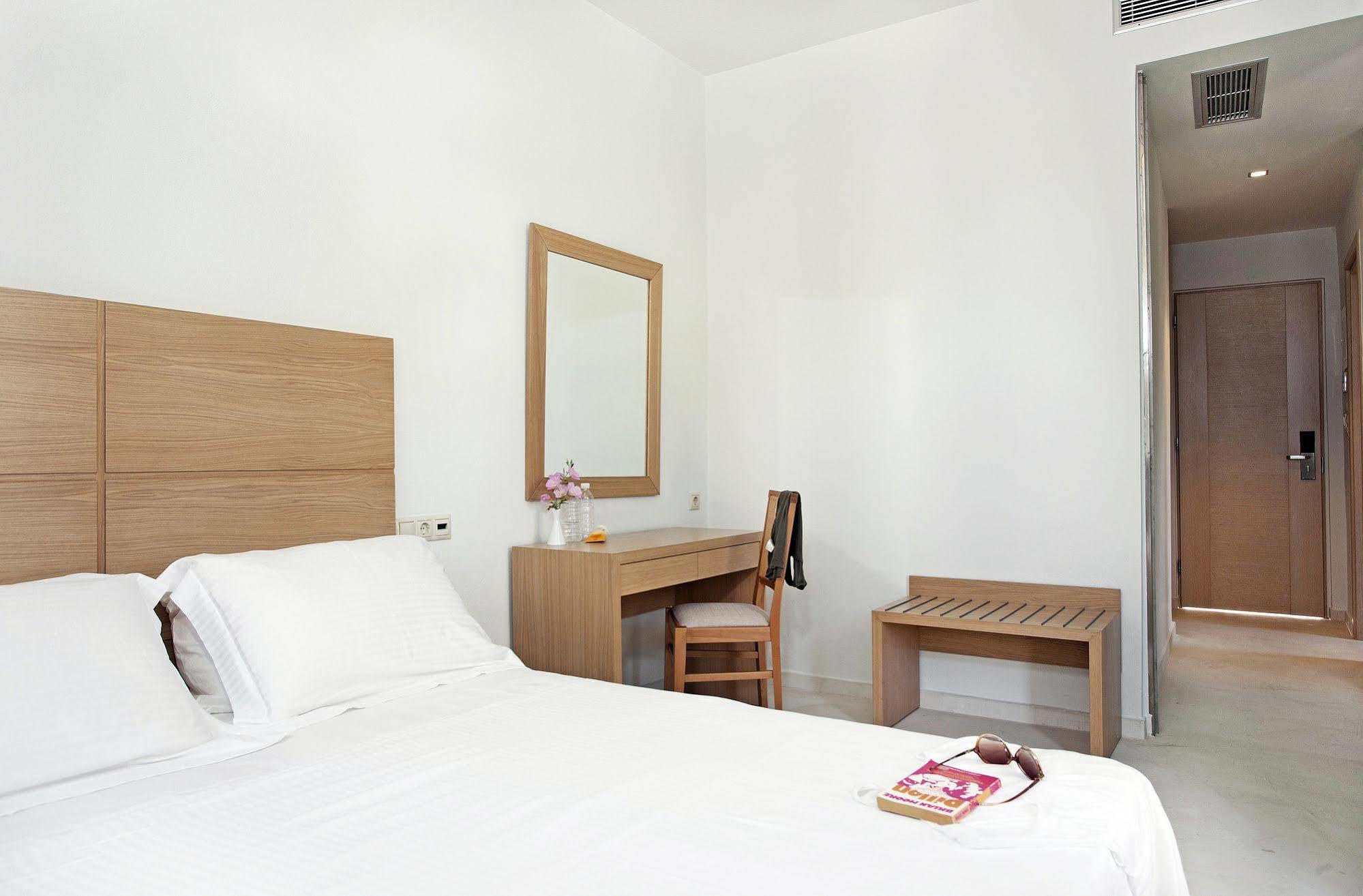 Aphrodite Samos Suites Marathokampos Bagian luar foto