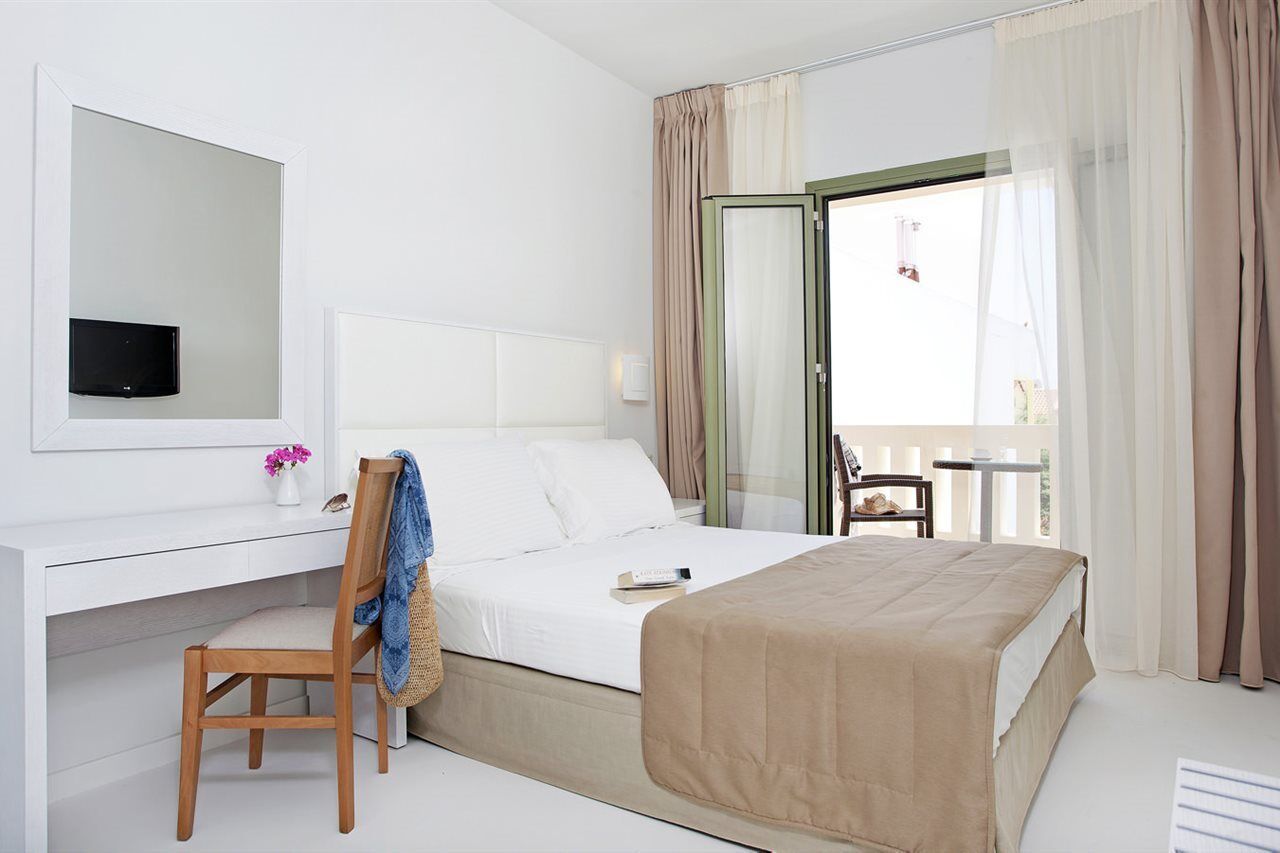 Aphrodite Samos Suites Marathokampos Bagian luar foto